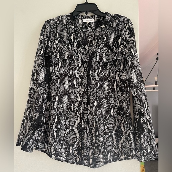 Calvin Klein button down blouse - Picture 1 of 3